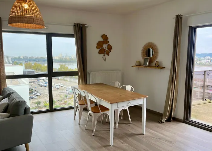 Proche De La Gare - 80m2 Apartmán *